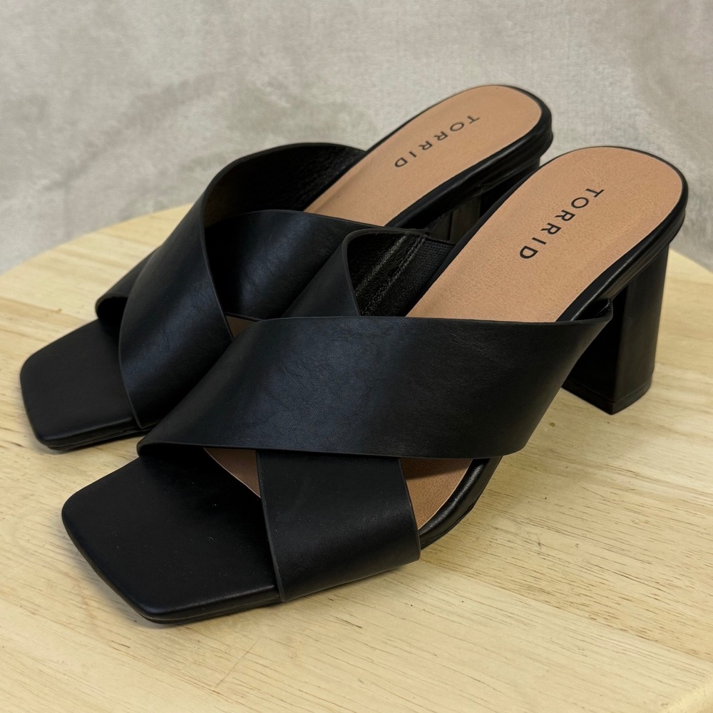Torrid Black Crisscross Block Heel Mules Square Toe Sandals 7.5WW 43495484 - Picture 8 of 16